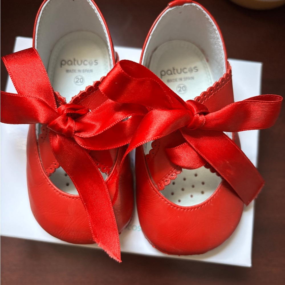 Shoes for baby girl made in Spain